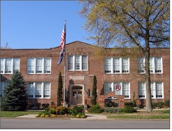 There are 11 public elementary schools
in the District. The Hilton School, built
in 1919, anchors Main Street in Hilton Village. Community Facilities 1.svg