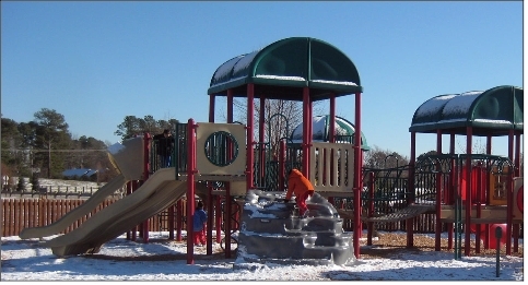Riverview Farm Park is a 300 acre
park developing in accordance with
the Riverview Farm Park Master Plan. Parks and Rec.svg
